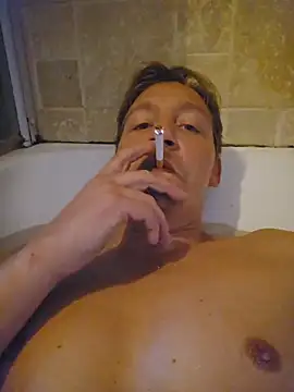 Snapshot of justeadeux chatting on 11.06.25 justeadeux online show from 11.06.25