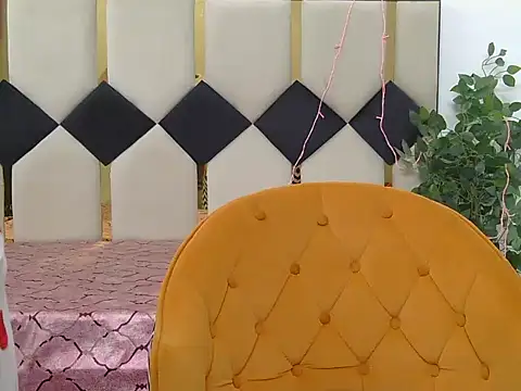 Snapshot of Its-ishikaa chatting on 10.29.25 Its-ishikaa online show from 10.29.25