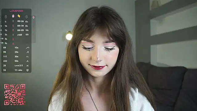 Snapshot of DreamyDaisy chatting on 09.27.25 DreamyDaisy online show from 09.27.25