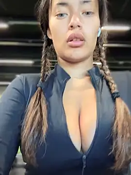 Snapshot of Risky_Workouts chatting on 09.30.25 Risky Workouts online show from 09.30.25