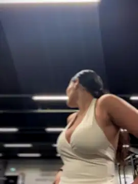 Snapshot of Risky_Workouts chatting on 10.13.25 Risky Workouts online show from 10.13.25