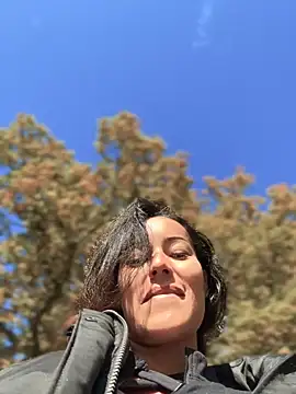 Snapshot of Risky_Workouts chatting on 10.15.25 Risky Workouts online show from 10.15.25