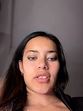 Snapshot of Risky_Workouts chatting on 12.17.25 Risky Workouts online show from 12.17.25