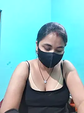 Snapshot of DivyaBhabhi69@xh chatting on 05.20.26 DivyaBhabhi69xh online show from 05.20.26