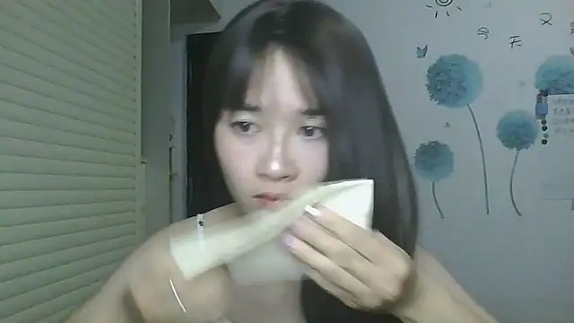 Snapshot of Monice1314 chatting on 10.10.25 Monice1314 online show from 10.10.25