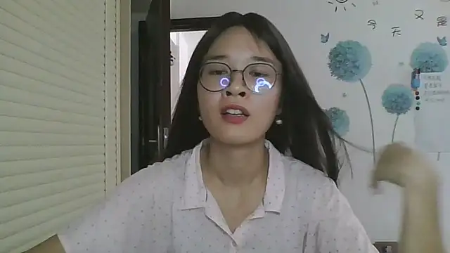 Snapshot of Monice1314 chatting on 10.14.25 Monice1314 online show from 10.14.25