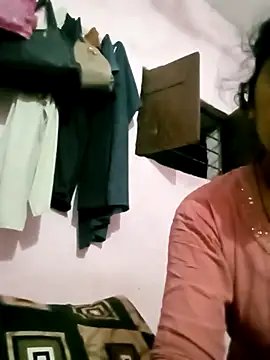 Hot tin74 online show from 09.30.25