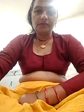 Snapshot of Suhani_hot12 chatting on 09.08.25 Suhani hot12 online show from 09.08.25