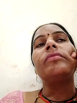 Snapshot of Suhani_hot12 chatting on 09.30.25 Suhani hot12 online show from 09.30.25