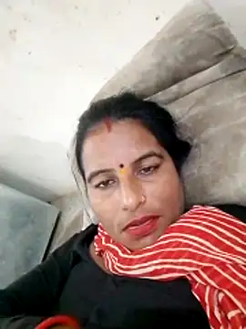 Snapshot of Suhani_hot12 chatting on 10.14.25 Suhani hot12 online show from 10.14.25