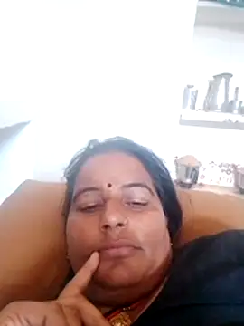 Snapshot of Suhani_hot12 chatting on 12.17.25 Suhani hot12 online show from 12.17.25