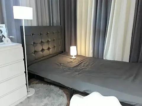 Blaire Samantha online show from 10.07.25