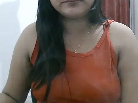 Snapshot of Mon-Luv chatting on 10.15.25 Mon-Luv online show from 10.15.25