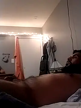 Snapshot of hornylatino702 chatting on 01.14.26 hornylatino702 online show from 01.14.26