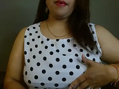 Your candy 47 online show from 11.11.25