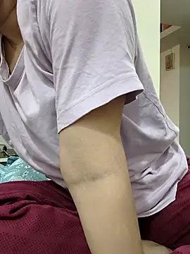 nice touch9733 online show from 12.21.25