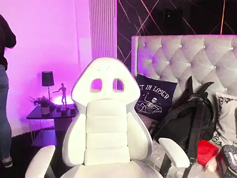 Snapshot of im_bunny__ chatting on 01.16.26 im bunny online show from 01.16.26