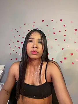 SophieW1 online show from 05.26.26