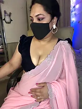 Snapshot of Indian_queen007 chatting on 04.05.26 Indian queen007 online show from 04.05.26
