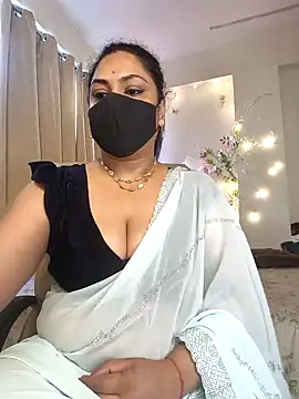 Snapshot of Indian_queen007 chatting on 04.07.26 Indian queen007 online show from 04.07.26