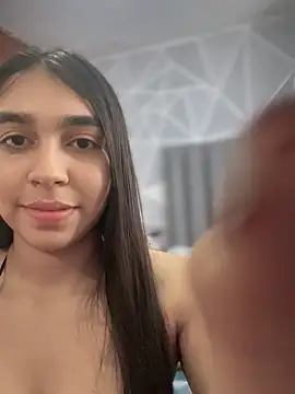 Snapshot of PaolaThompson chatting on 09.22.25 PaolaThompson online show from 09.22.25