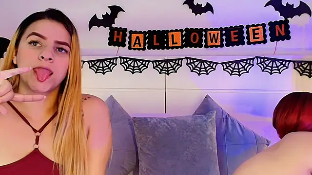 Dakota Megan 69 online show from 10.28.25