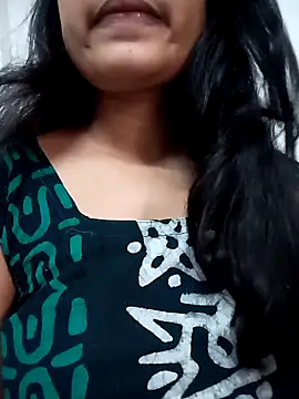 Snapshot of Hot-Jasmin chatting on 11.28.25 Hot-Jasmin online show from 11.28.25