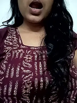 Snapshot of Hot-Jasmin chatting on 12.17.25 Hot-Jasmin online show from 12.17.25