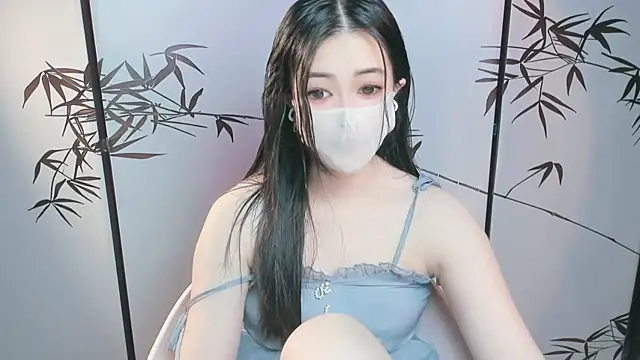 Snapshot of Sparkly_Candy chatting on 11.02.25 Sparkly Candy online show from 11.02.25