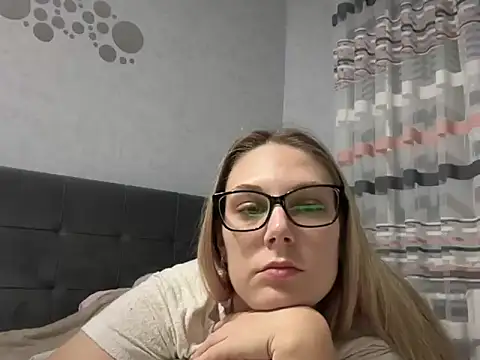 NikexPretty online show from 10.10.25