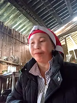 me-cute online show from 12.21.25