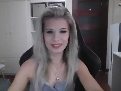 KristineGlow online show from 10.06.25