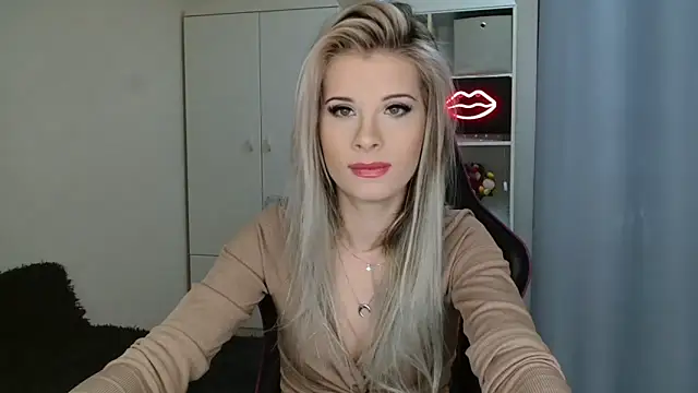 KristineGlow online show from 10.15.25