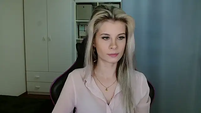 KristineGlow online show from 03.02.26