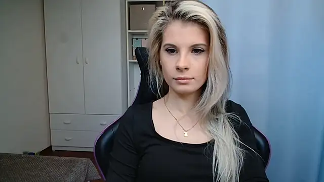 KristineGlow online show from 05.20.26