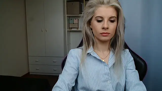 KristineGlow online show from 05.27.26