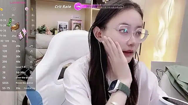 Naiyi-babe online show from 10.10.25