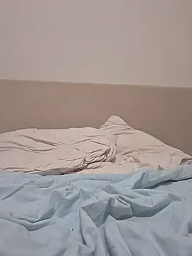 Snapshot of Tanja91 chatting on 10.20.25 Tanja91 online show from 10.20.25