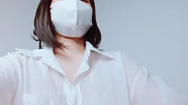 Snapshot of Zinzin_chan chatting on 10.01.25 Zinzin chan online show from 10.01.25