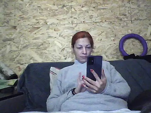 Snapshot of Milana38 chatting on 10.02.25 Milana38 online show from 10.02.25