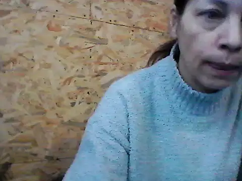 Snapshot of Milana38 chatting on 11.24.25 Milana38 online show from 11.24.25