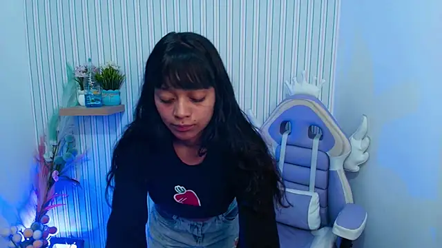 kataleya  18 online show from 12.21.25