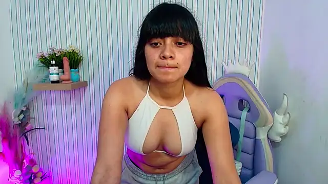 Snapshot of kataleya__18 chatting on 05.28.26 kataleya 18 online show from 05.28.26