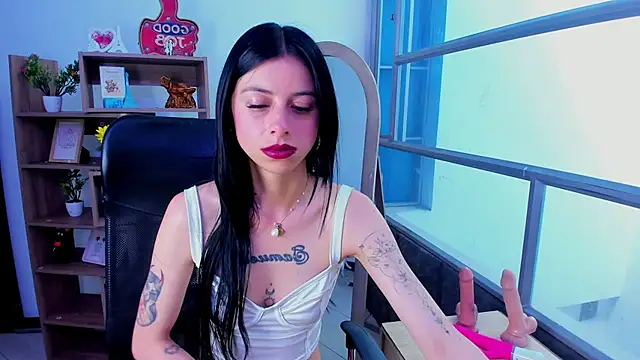 Dulce Miaa  online show from 12.04.25