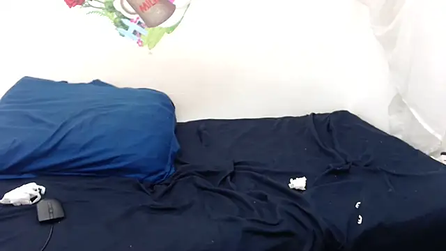 XSexySnow30XX online show from 10.17.25