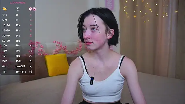 JuanaFriesz online show from 02.18.26