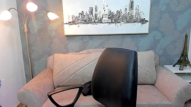 Lucia jane online show from 12.22.25