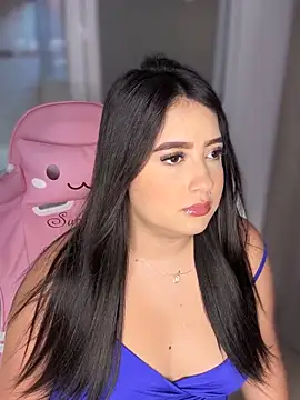 Snapshot of Emiily_Moore1 chatting on 09.09.25 Emiily Moore1 online show from 09.09.25