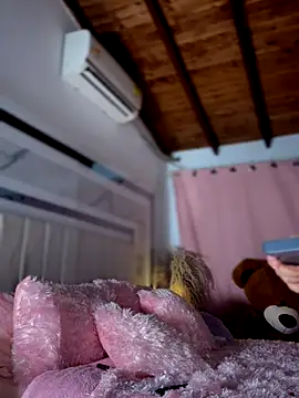 Snapshot of Emiily_Moore1 chatting on 09.17.25 Emiily Moore1 online show from 09.17.25