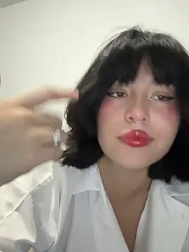 Snapshot of aliciia_23 chatting on 10.03.25 aliciia 23 online show from 10.03.25